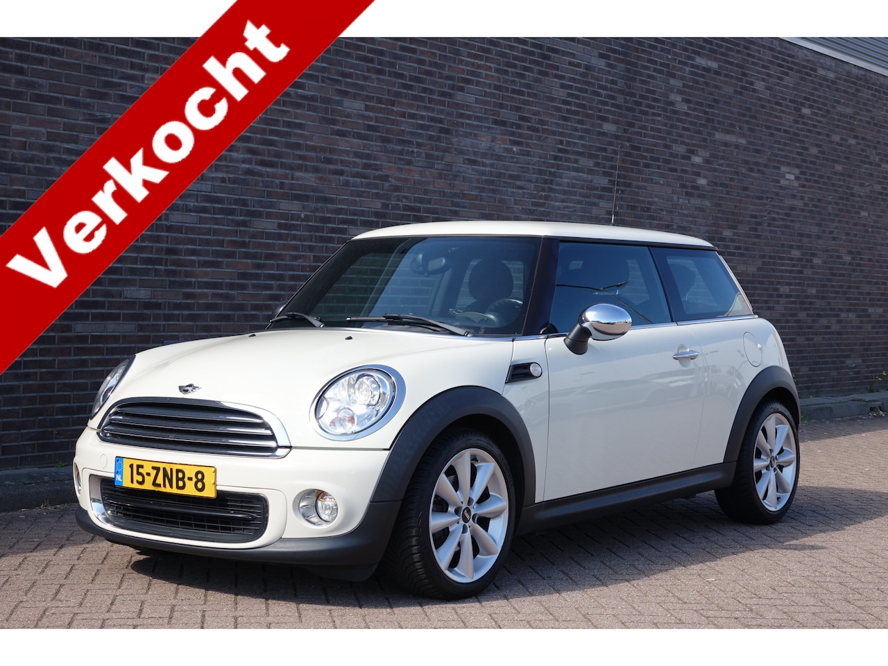 MINI 3-Deurs - 1.6 One Cooper Chili, navigatie, airco, 17'Velgen, prachtige auto - AutoWereld.nl