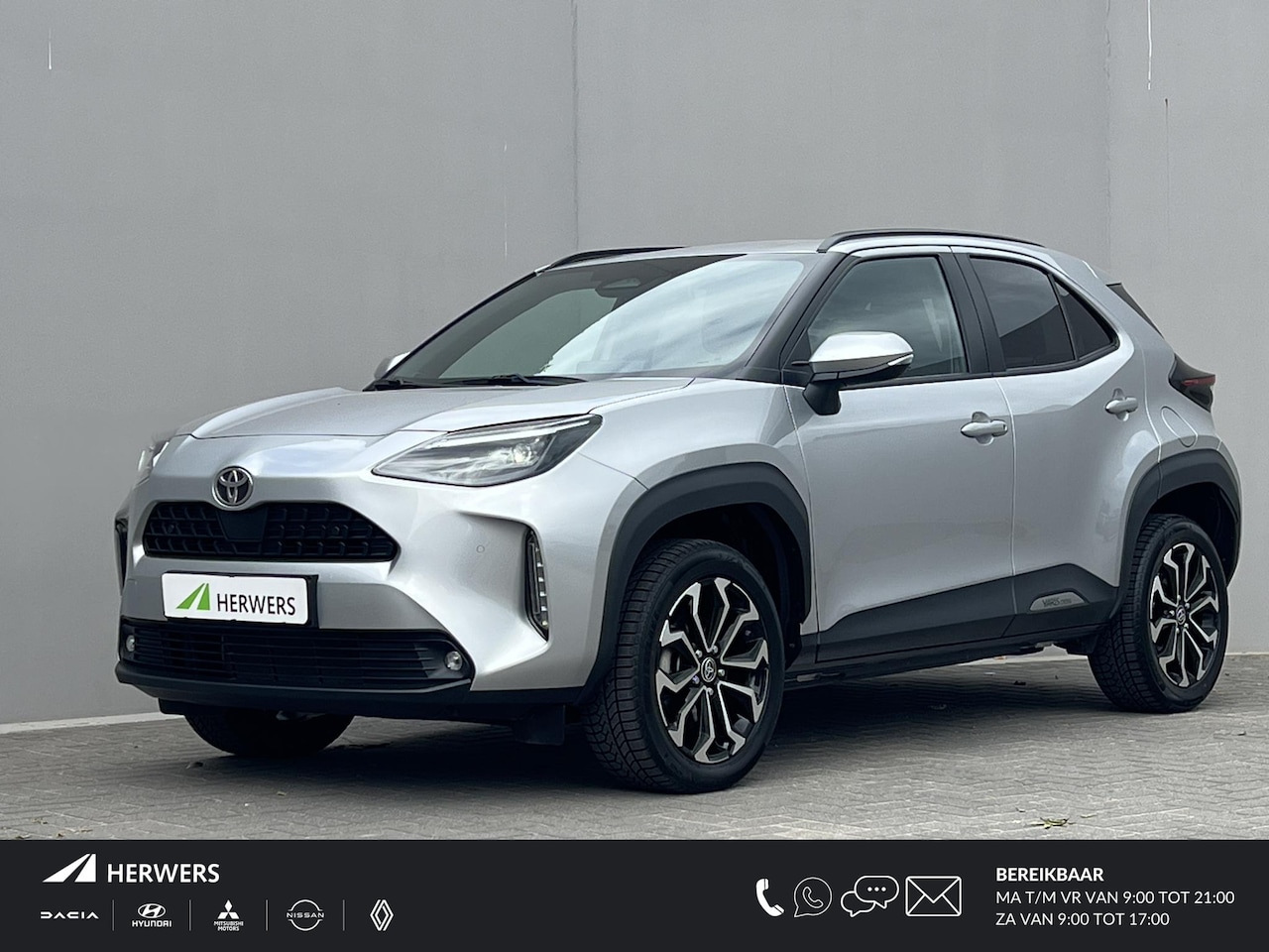 Toyota Yaris Cross - 1.5 Hybrid 115 Dynamic / Dealer onderhouden / Navigatie via abbo of Apple Carplay Android - AutoWereld.nl