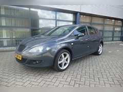 SEAT Leon - 1.6 Reference Airco Apk 09-06-2027