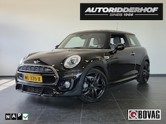 MINI Cooper - 1.5 Kings Cross | Orig. NL | JCW | Keyless | Stoelverwaming | Harman Kardon | 18'' LMV |