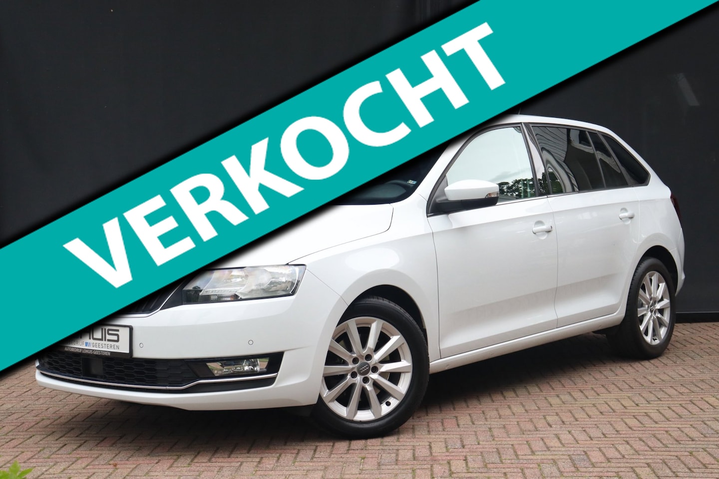 Skoda Rapid Spaceback - 1.0 TSI Ambition 110PK | Trekhaak | Clima | Stuurwielbediening - AutoWereld.nl
