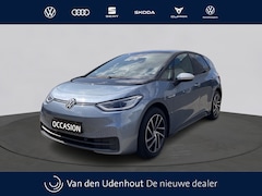 Volkswagen ID.3 - Business 58 kWh 204pk | Camera | Stoelverwarming | IQ light | Carplay