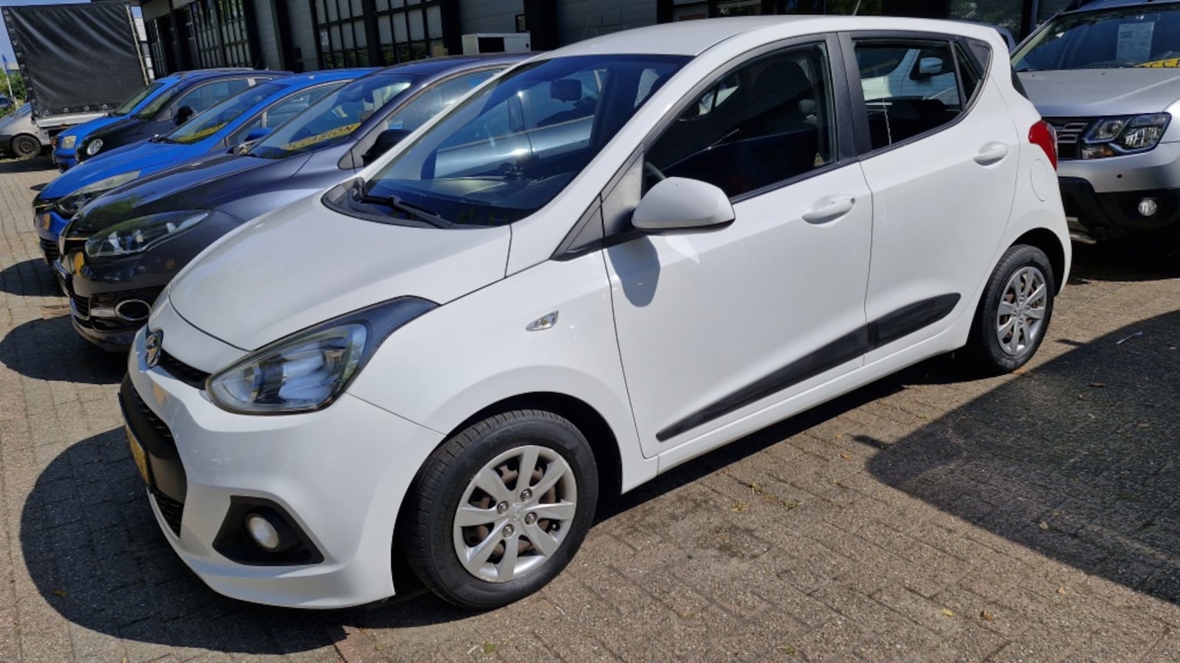 Hyundai i10 - 1.0i i-Motion Comf.
