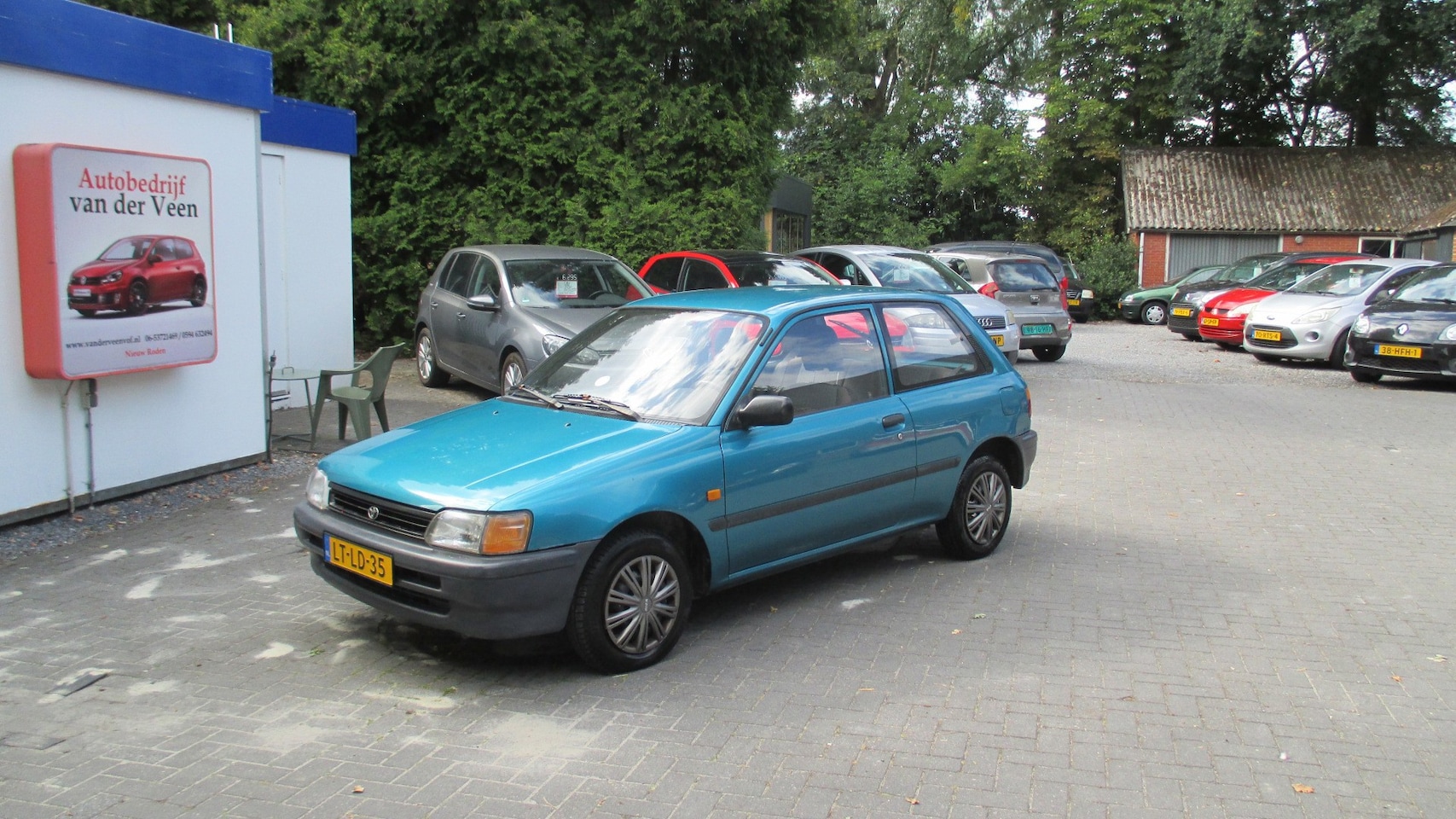 Toyota Starlet - 1.3i 1.3i - AutoWereld.nl