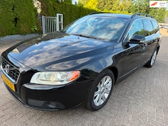 Volvo V70 - 2.0 D3 AUT. Momentum LEDER LMV NAVI XENON TR.HAAK