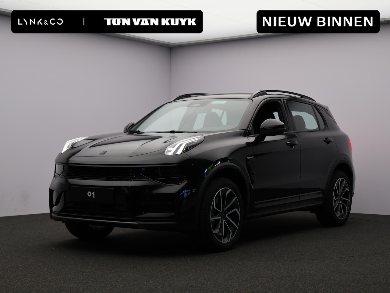 Lynk & Co 01 - 1.5 Core Demo!| Camera | Stoelverwarming | Carplay | Lage km stand! - AutoWereld.nl