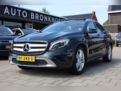 Mercedes-Benz GLA-Klasse - 180 PREMIUM I LEDER I PANO I AUT I TREKHAAK
