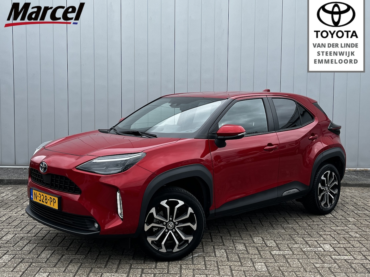 Toyota Yaris Cross - 1.5 Hybrid First Edition 1e Eigenaar Dealer onderhouden Trekhaak Clima Cruise Apple carpla - AutoWereld.nl