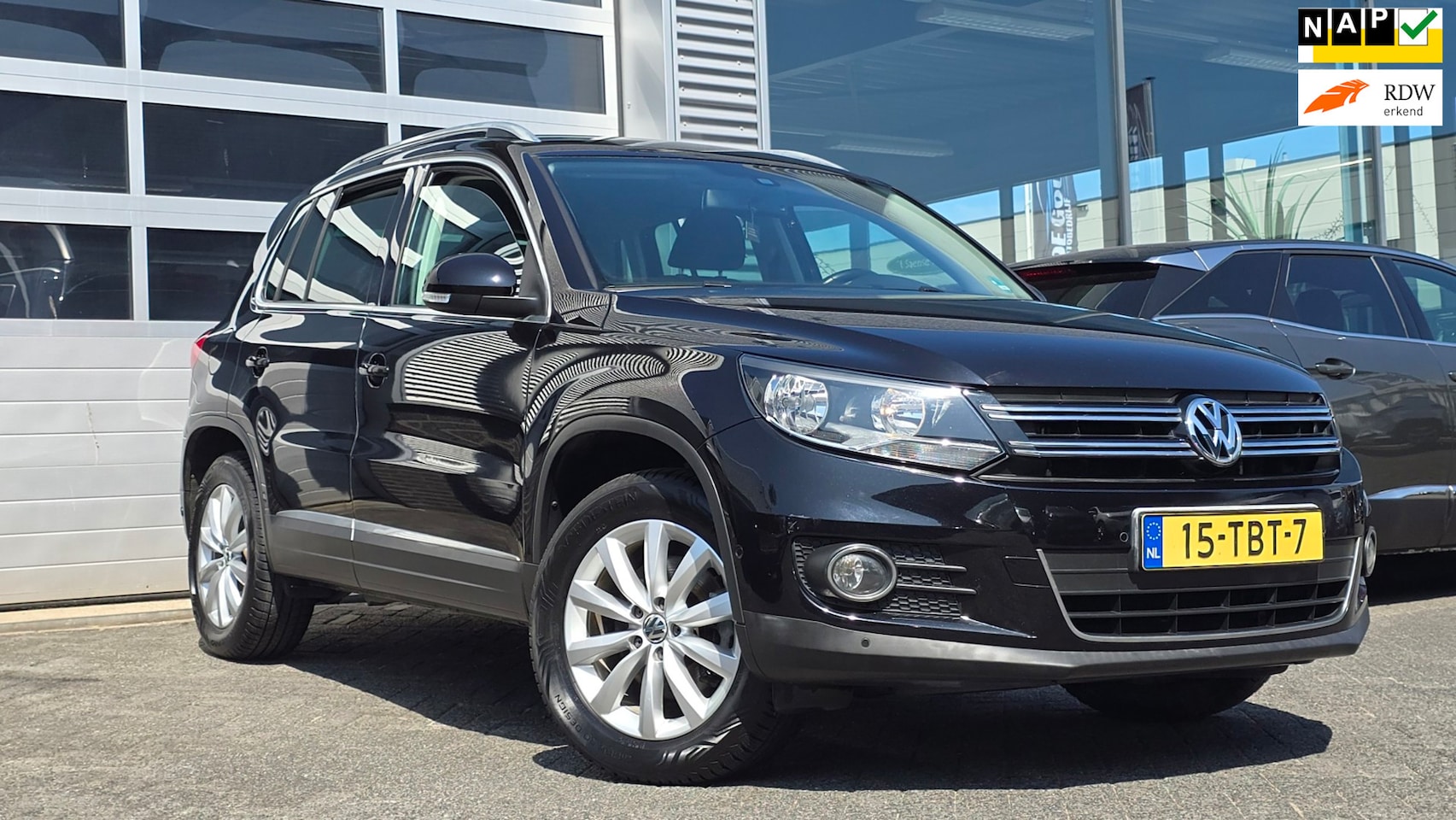 Volkswagen Tiguan - 1.4 TSI Sport&Style - AutoWereld.nl