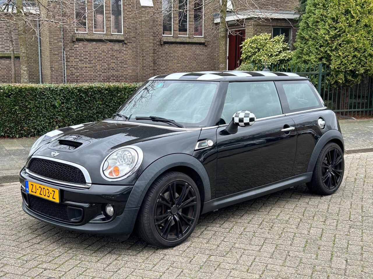 MINI Cooper S - Mini 1.6 Bayswater 2012! Xenon! Sportuitlaat met klep! Leer! NAVI! USB! PDC V+A! Bluetooth - AutoWereld.nl