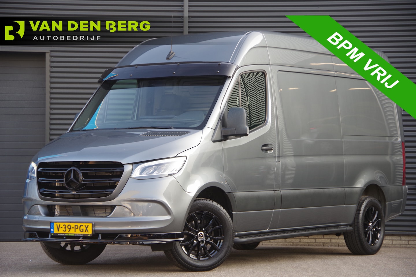 Mercedes-Benz Sprinter - 317 1.9 CDI L2H2 AUT. LED, 3.5T TREKHAAK, CAMERA, GEVEERDE STOEL, NAVI, CRUISE, CLIMA staa - AutoWereld.nl