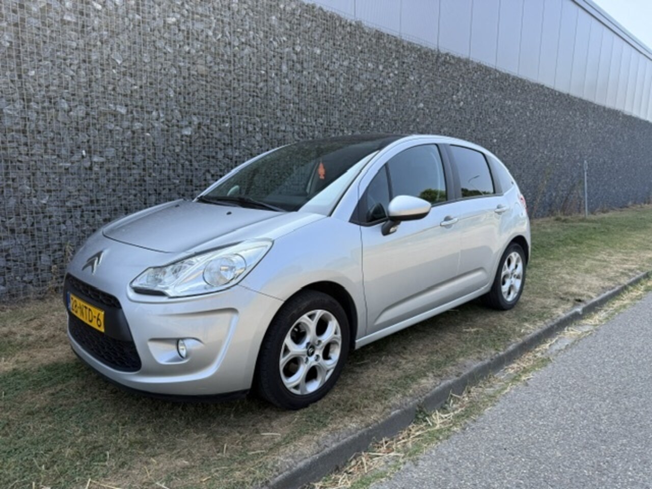 Citroën C3 - 1.4 L. Business Pano | Cruise | Airco - AutoWereld.nl
