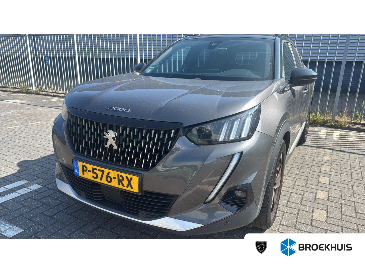 Peugeot 2008 - 1.2 PureTech GT Nieuw binnen! | Automaat! | Camera | Clima | Cruise | Carplay | Keyless st - AutoWereld.nl