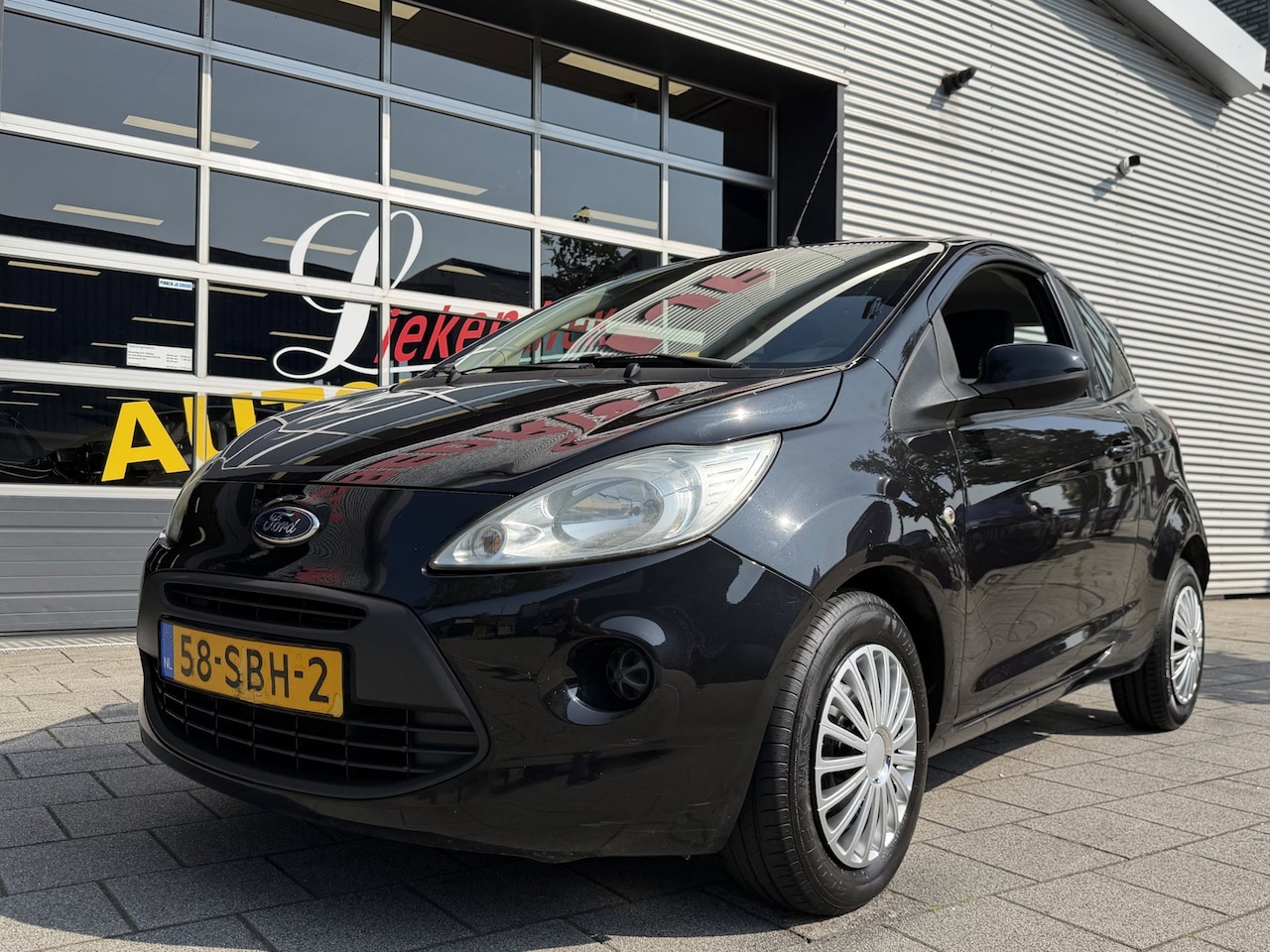 Ford Ka - 1.2 Cool & Sound - Airco I Stuurbekrachtiging I Start/Stop I Nwe APK 07-2027 - AutoWereld.nl