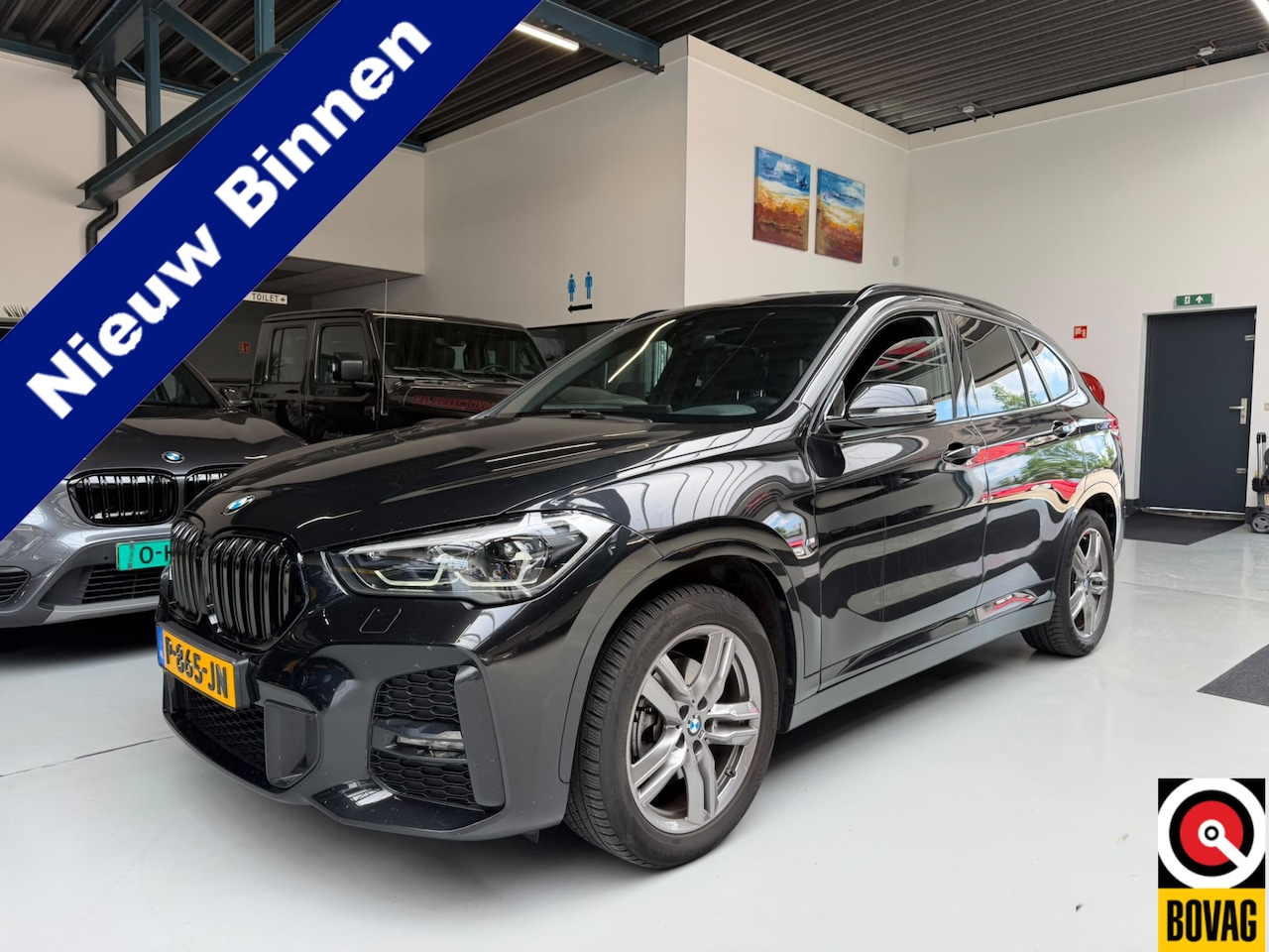 BMW X1 - sDrive18i Executive M Sport Navi Plus Head-Up Display 18 Inch LED - AutoWereld.nl