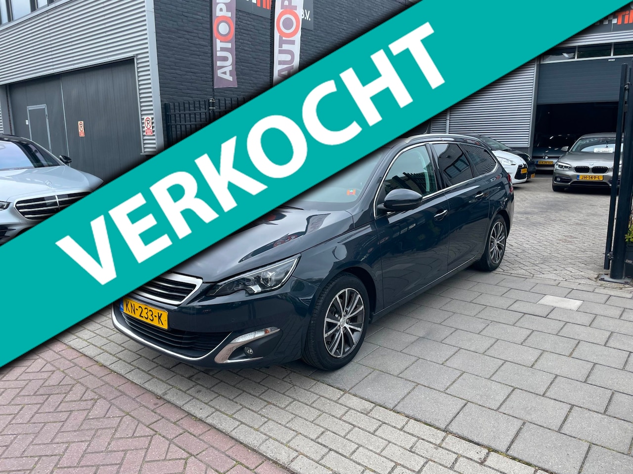 Peugeot 308 SW - 1.2 PureTech Allure 2e Eigenaar! Trekhaak Airco NAP APK - AutoWereld.nl