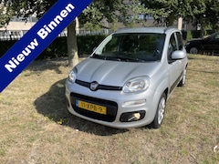 Fiat Panda - 0.9 TwinAir Lounge Zeer luxe uitvoering AUTOMAAT klein deukje zie foto 22weinig km nl nap