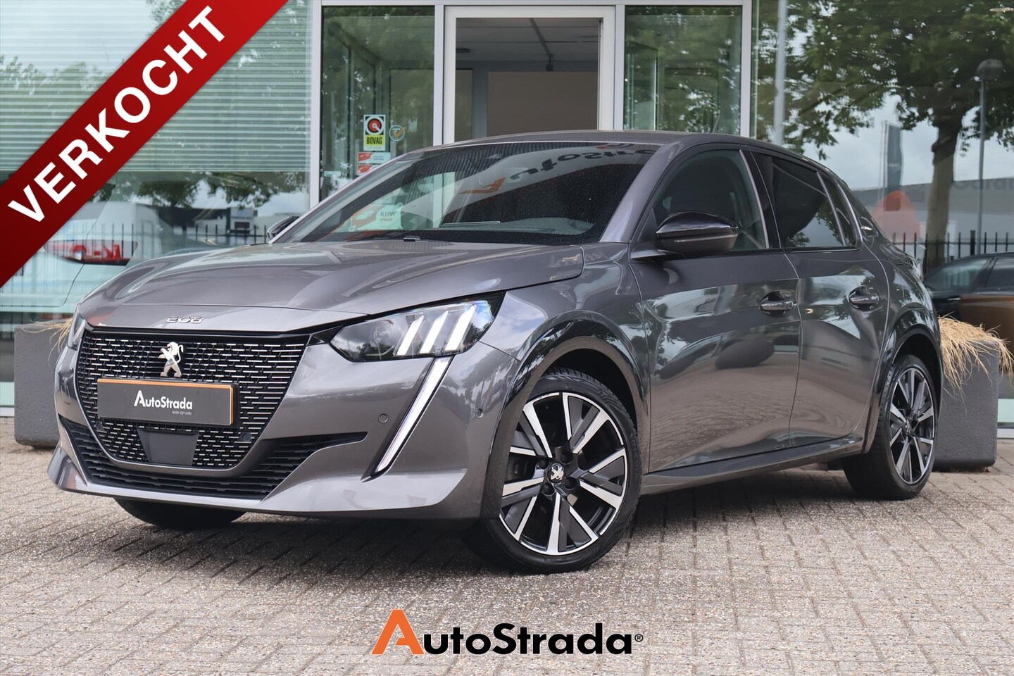 Peugeot 208 - 1.2 GT-Line 100pk | Keyless | Dodehoek | Stoelverwarming | Camera | Cruise | Climate | Vir - AutoWereld.nl
