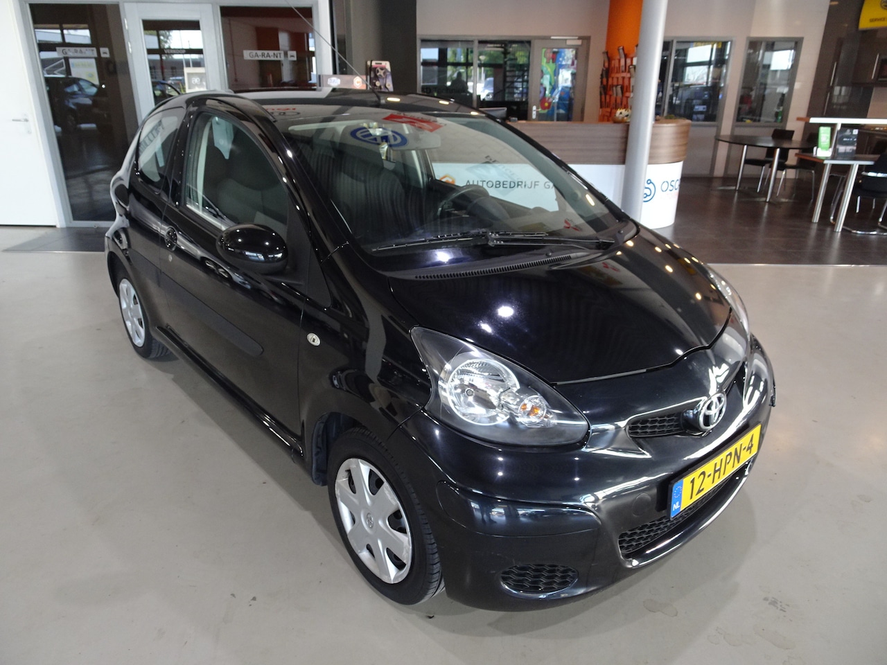 Toyota Aygo - 1.0-12V Comfort Automaat - AutoWereld.nl