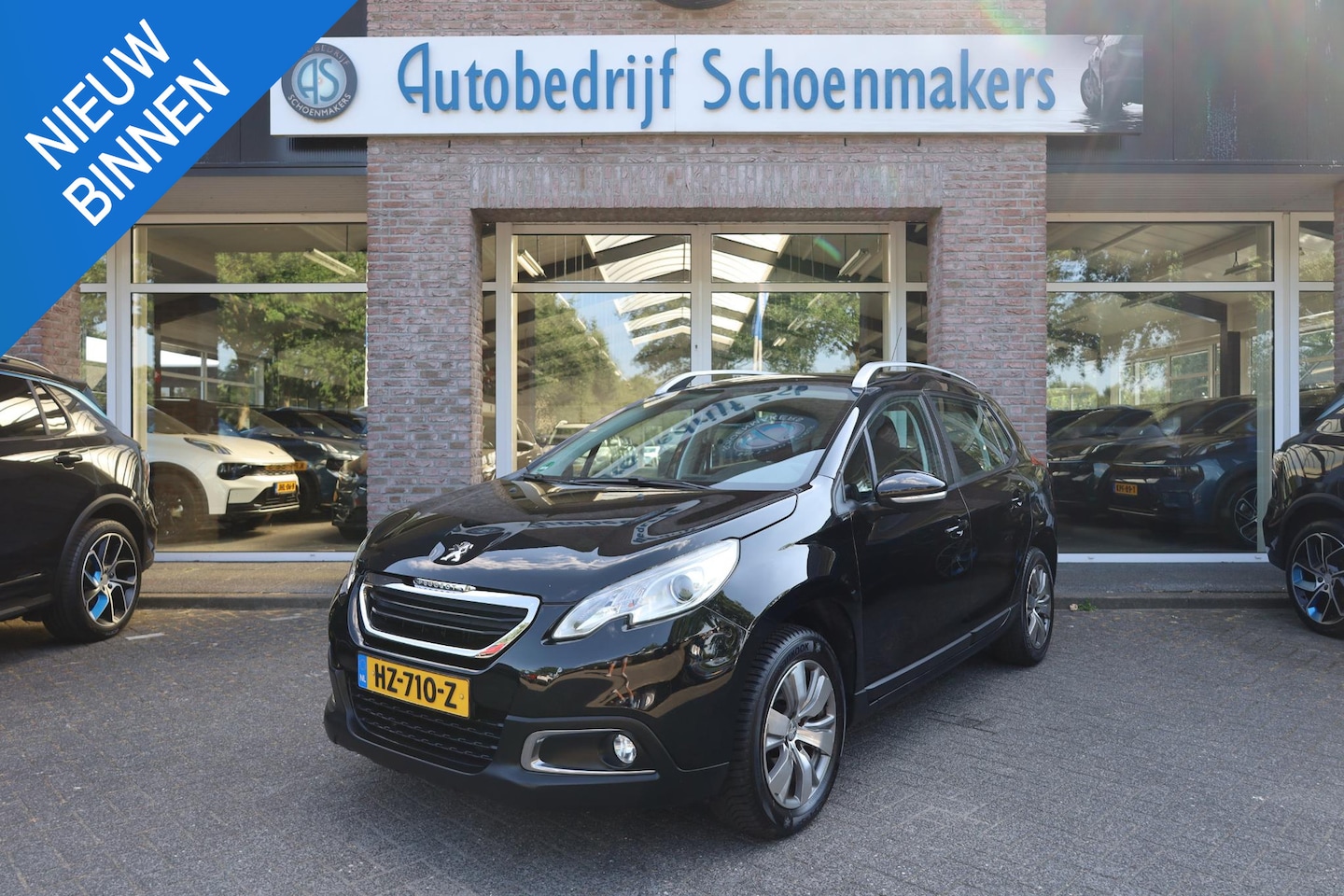 Peugeot 2008 - 1.2 PureTech Allure Pack Premium Plus NAVI CRUISE AIRCO LMV PDC - AutoWereld.nl