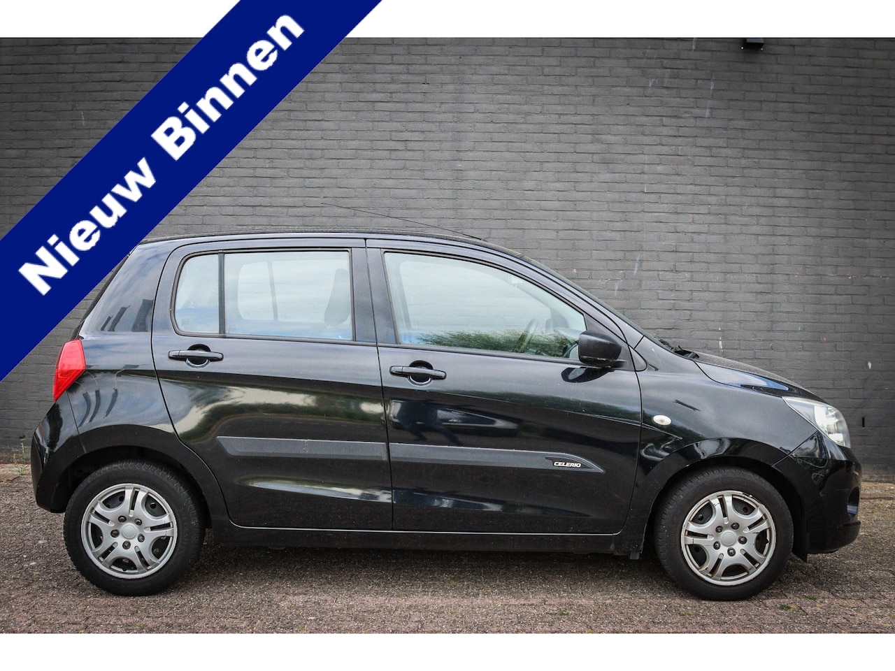 Suzuki Celerio - 1.0 Comfort Net binnen-Nu al te bezichtigen - AutoWereld.nl