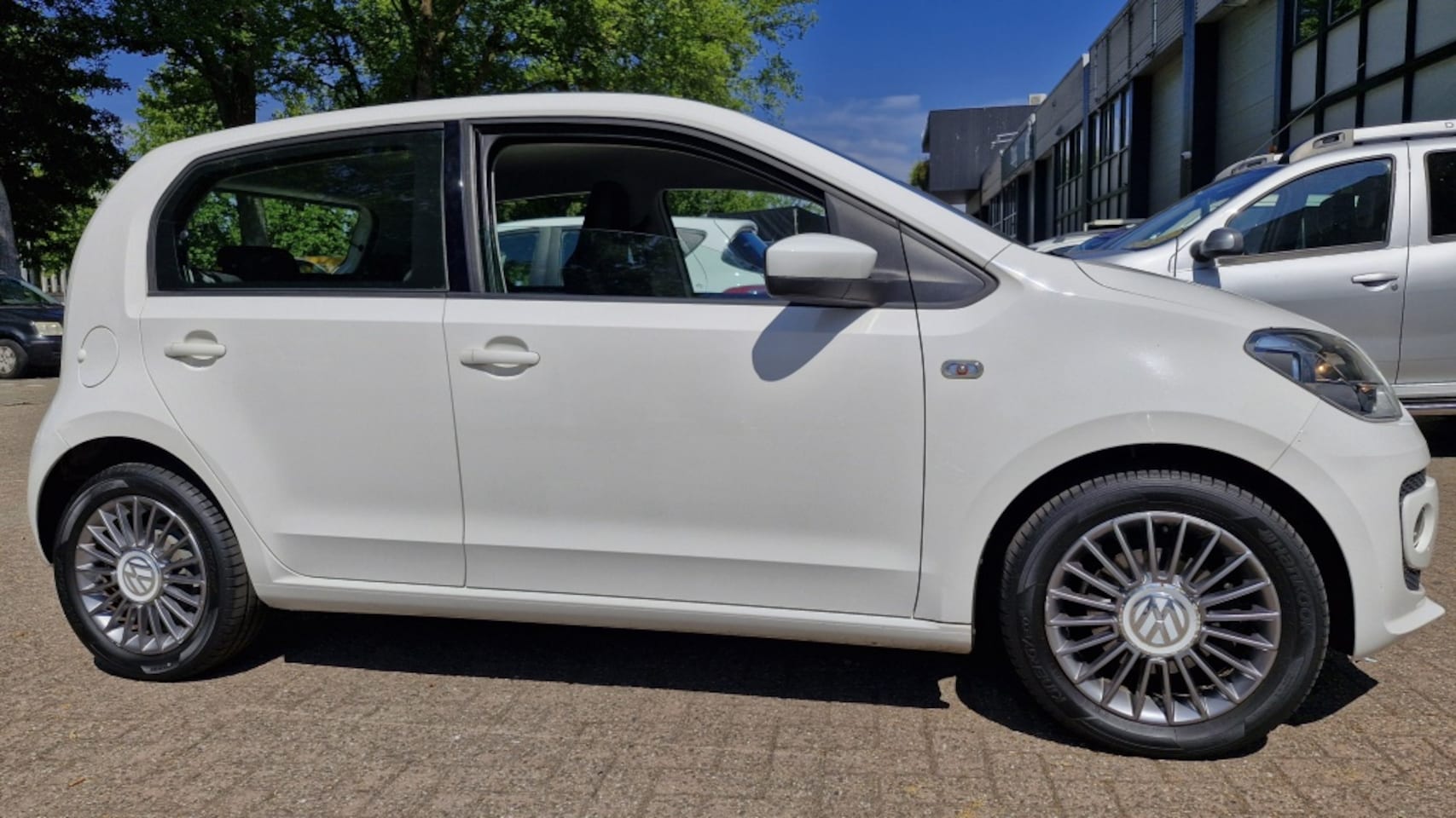 Volkswagen Up! - 1.0 high up! BlueM. 59703KM!!