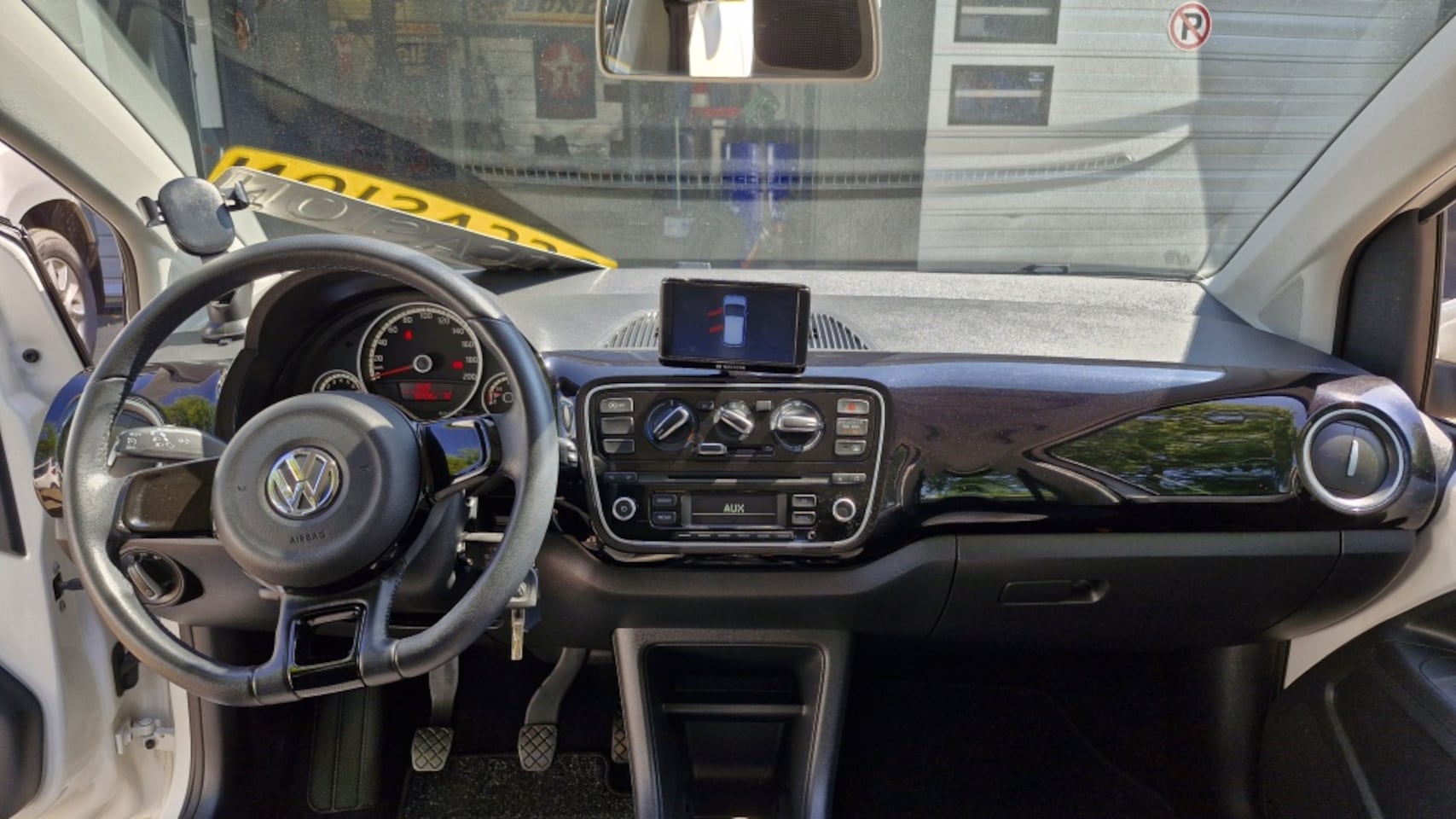 Volkswagen Up! - 1.0 high up! BlueM. 59703KM!!