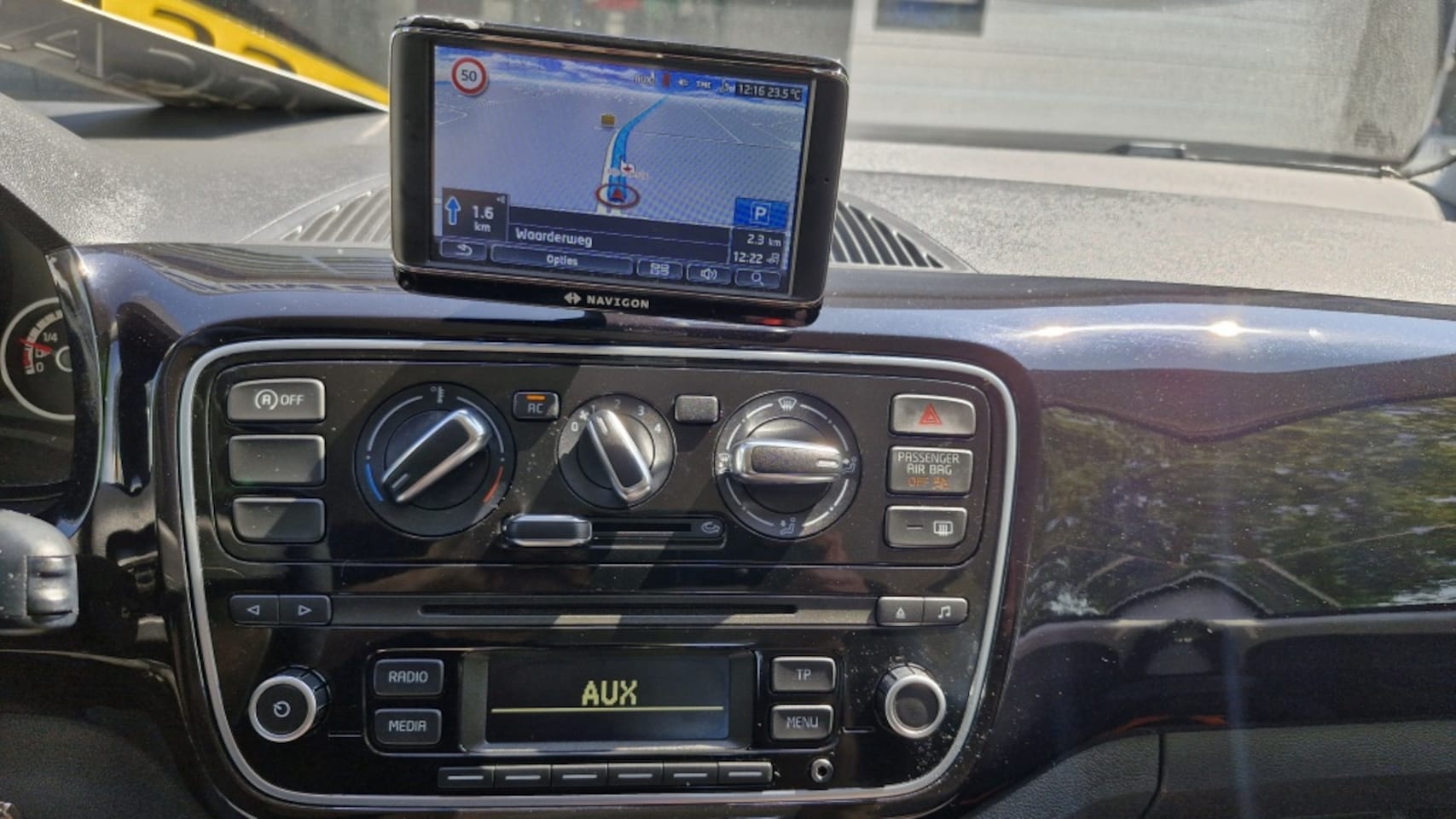 Volkswagen Up! - 1.0 high up! BlueM. 59703KM!!