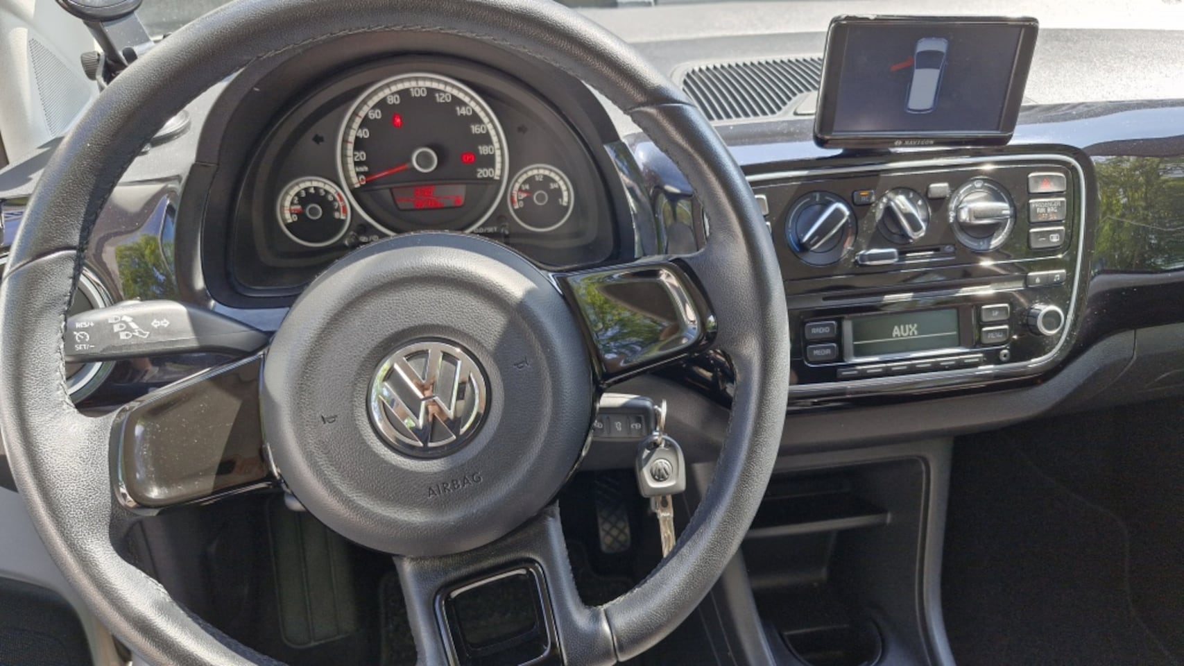Volkswagen Up! - 1.0 high up! BlueM. 59703KM!!