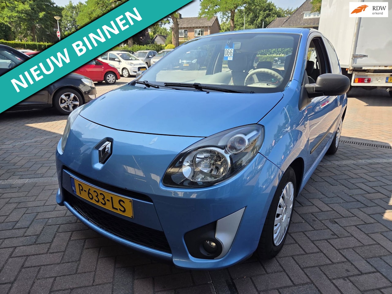 Renault Twingo - 1.2-16V Collection ZO INGERUILD DUS NIKS BLABLA EEN KOOPJE - AutoWereld.nl