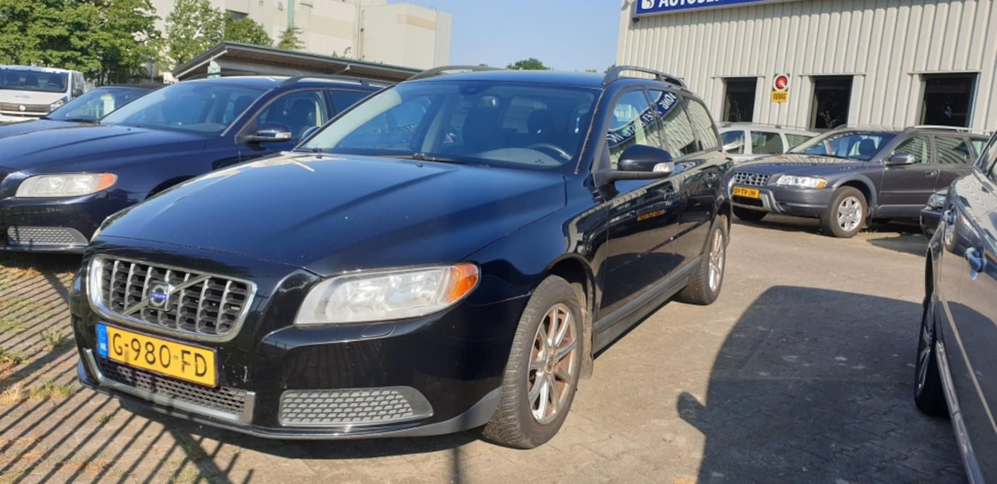 Volvo V70 - 2.0 2.0 - AutoWereld.nl