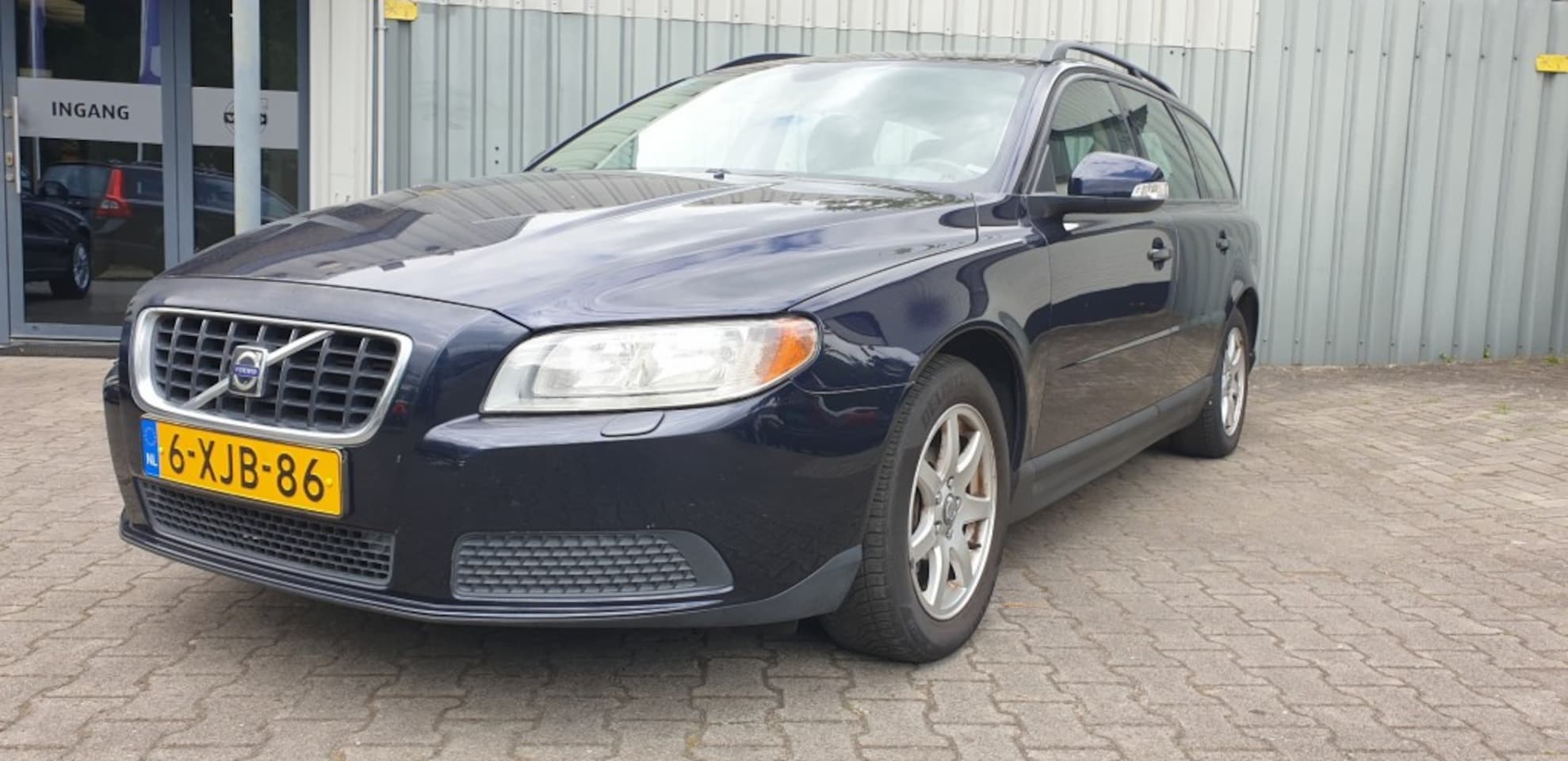 Volvo V70 - 2.5T Automaat - AutoWereld.nl