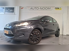 Ford Fiesta - 1.25 Trend NL-AUTO/AIRCO/ECC/NAP KM-GARANTIE/NW.DISTRIBUTIE!