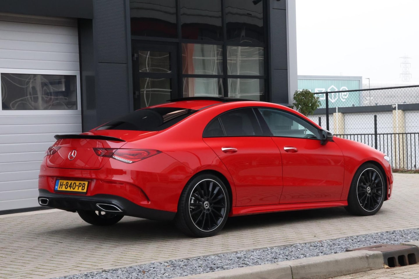 Mercedes-Benz CLA-Klasse - 200 | AMG | Sfeerverlichting | Panorama | 12MND GARANTIE - AutoWereld.nl