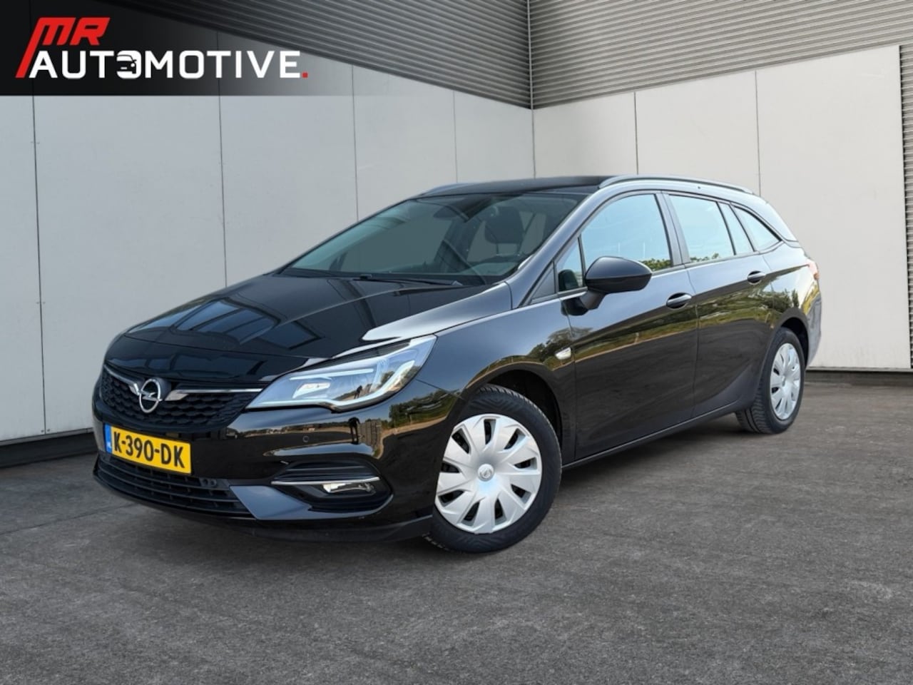 Opel Astra - 1.2 Business Edition - Clima, Camera, Carplay - AutoWereld.nl