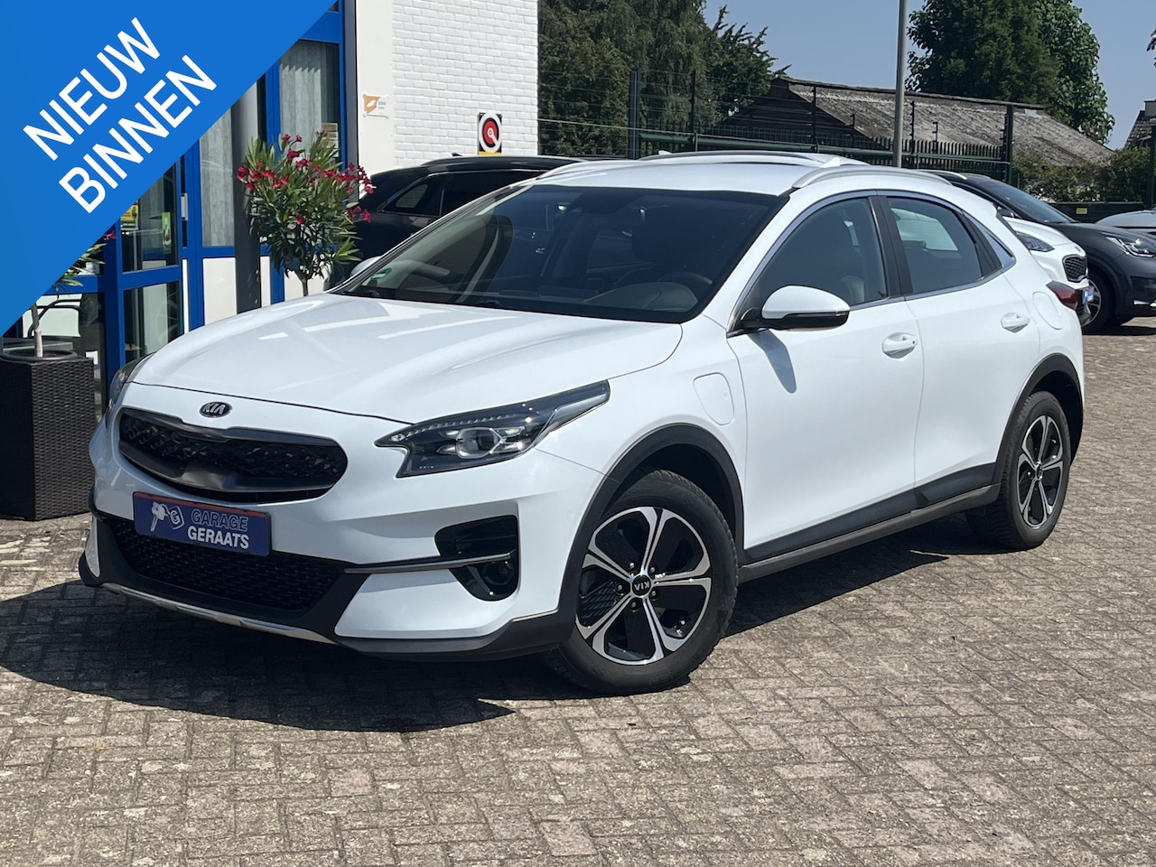 Kia XCeed - 1.6 GDi PHEV DynamicLine l Cruise control, Camera, Stoel/stuur-verwarming, Half-leder, LED - AutoWereld.nl
