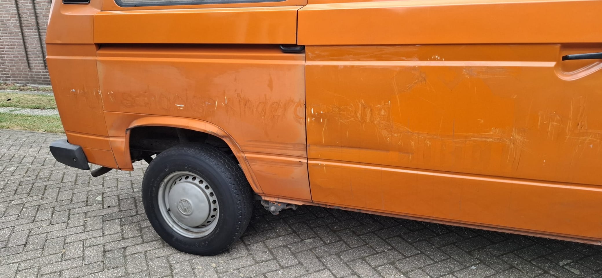 Volkswagen Transporter Kombi - 1.9 44kW - AutoWereld.nl