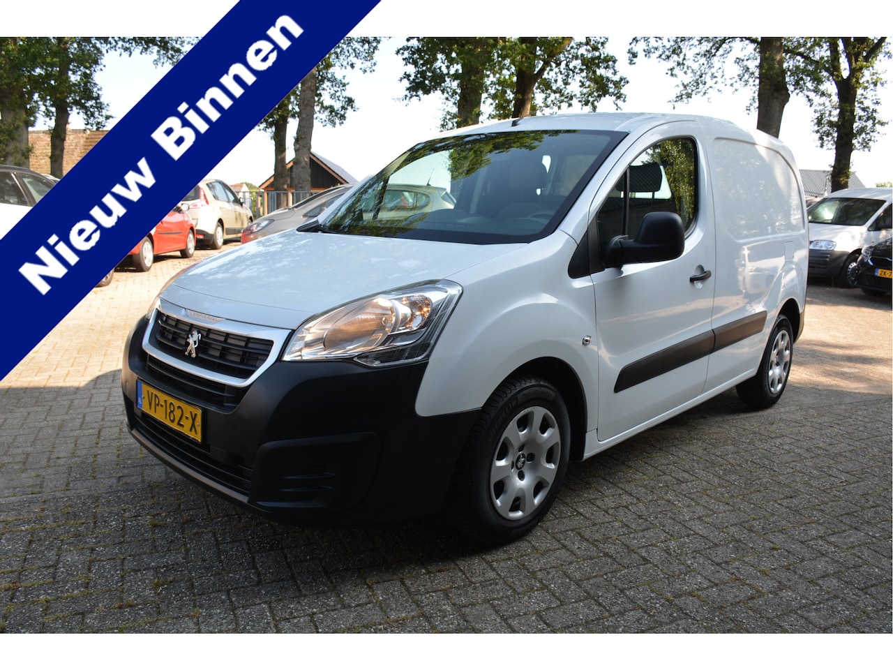 Peugeot Partner - 120 1.6 HDi 90 L1 XR Airco Cruise Control - AutoWereld.nl