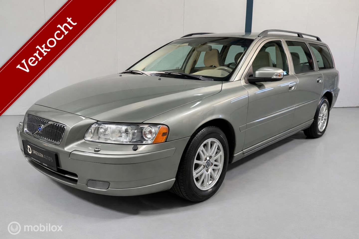 Volvo V70 - 2.4 Momentum 2.4 Momentum - AutoWereld.nl