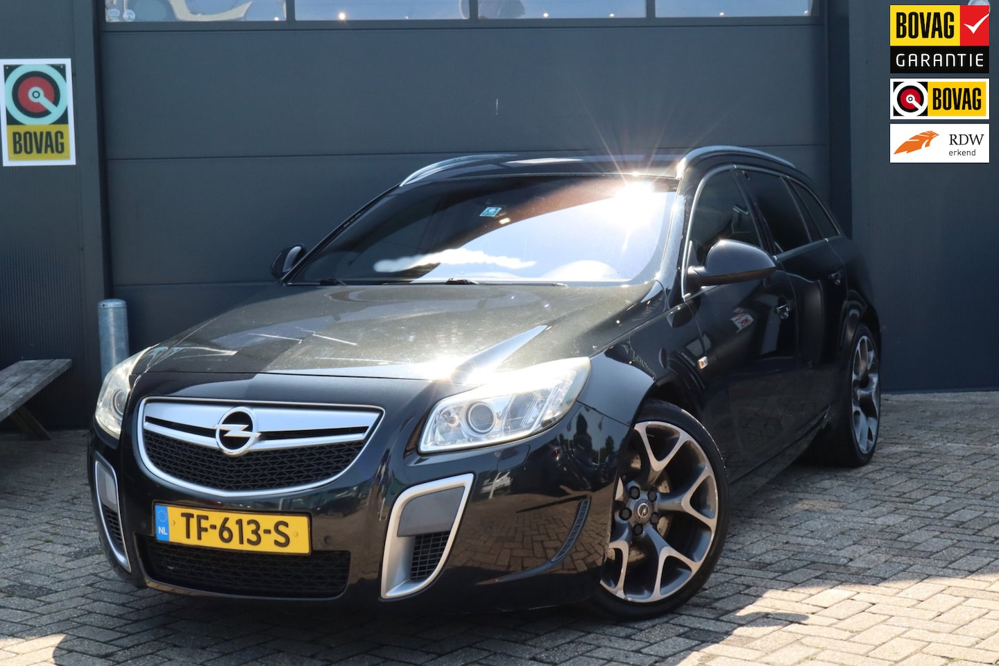 Opel Insignia Sports Tourer - 2.8 T OPC 4x4-APK-top auto - AutoWereld.nl