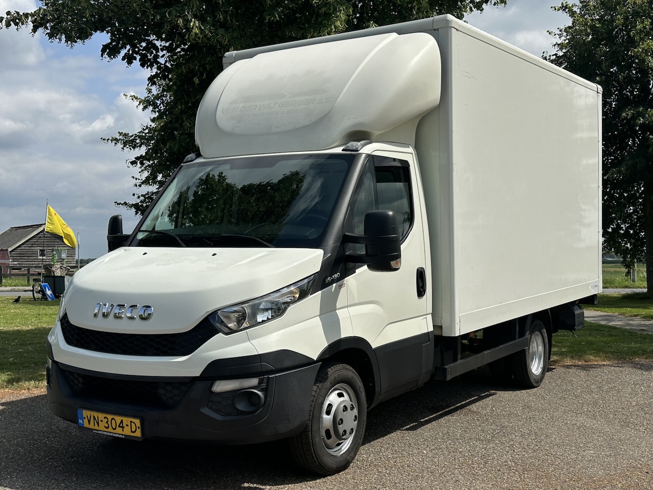 Iveco Daily - 35C13 2.3 375 Laadklep * Zeer netjes Dealer onderhouden - AutoWereld.nl