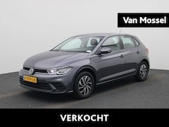 Volkswagen Polo - 1.0 TSI Life 95pk | Navigatie | Apple Carplay/Android Auto | Parkeersensoren voor en achte
