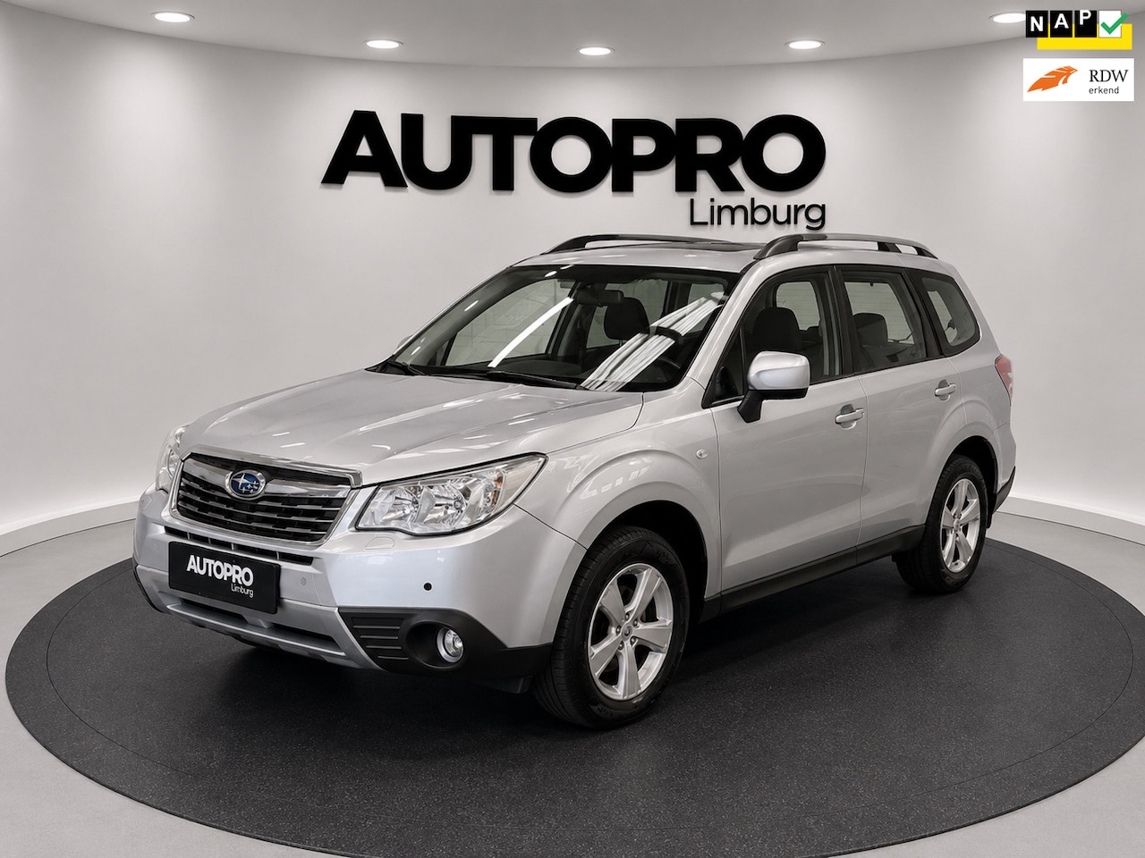 Subaru Forester - 2.0 Luxury 2.0 Luxury - AutoWereld.nl