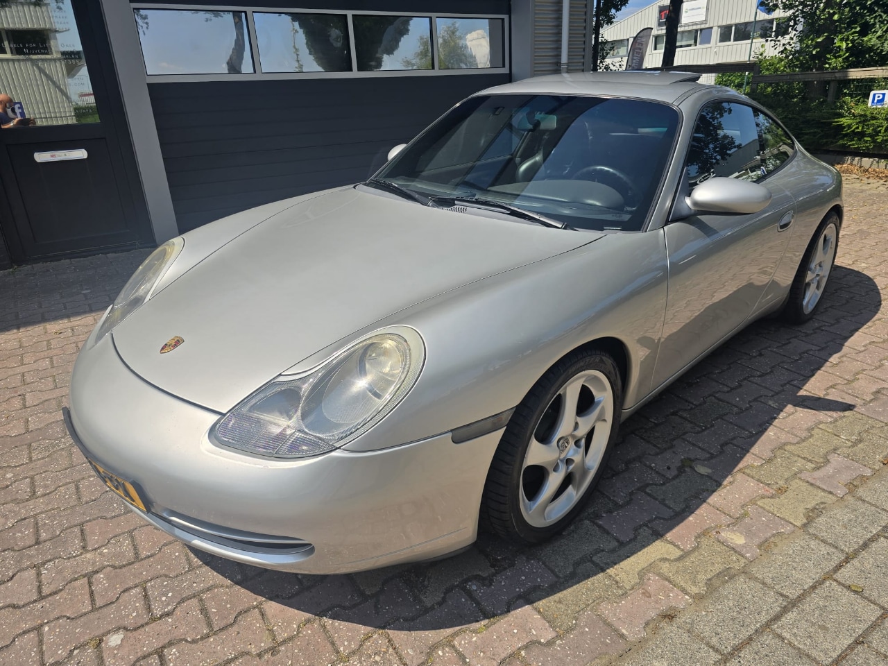 Porsche 911 - COUPE CARRERA (996) 3.4 Orginele Turbo stoelen - AutoWereld.nl