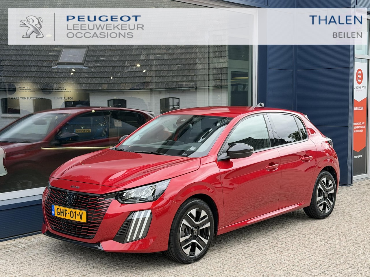 Peugeot 208 - 1.2 Turbo 100 PK Allure | Slechts 18.000 KM gereden | Navigatie via Telefoon | Camera | St - AutoWereld.nl