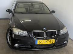 BMW 3-serie - 3 Serie 320i 2.0 | Angel Eyes | Leder | Navi