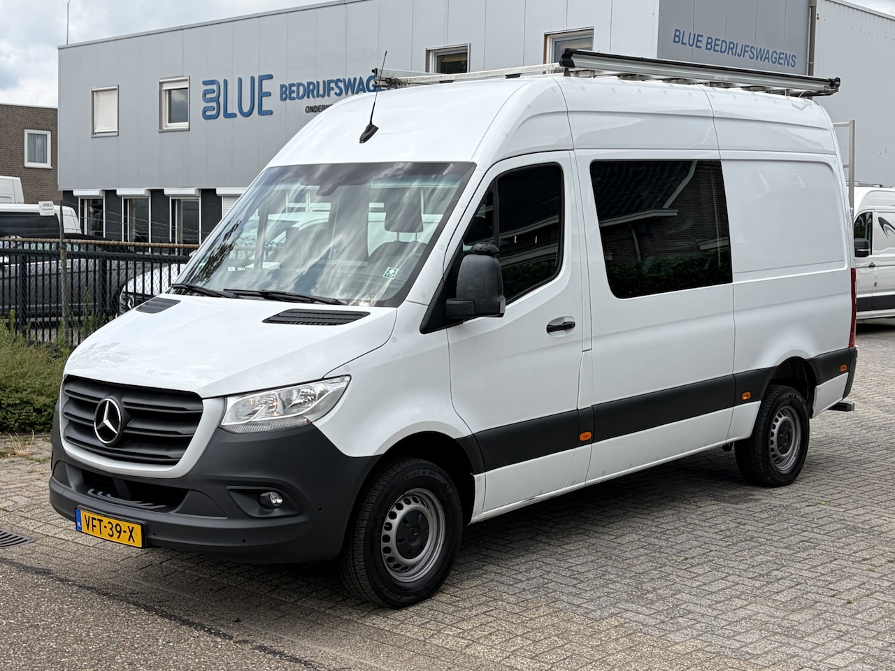 Mercedes-Benz Sprinter - 316 2.2 CDI 120KW Euro6 L2H2 RWD DC Dubbele Cabine ✓ Bott inrichting ✓ imperiaal ✓ trekhaa - AutoWereld.nl