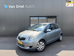 Toyota Yaris - 1.3 VVTi Sol / Airco / Trekhaak