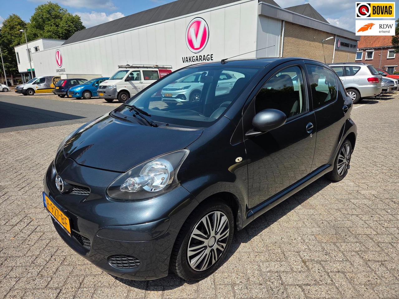 Toyota Aygo - 1.0-12V Access| Airco| 5 deurs | Centr.portiervergrendeling - AutoWereld.nl