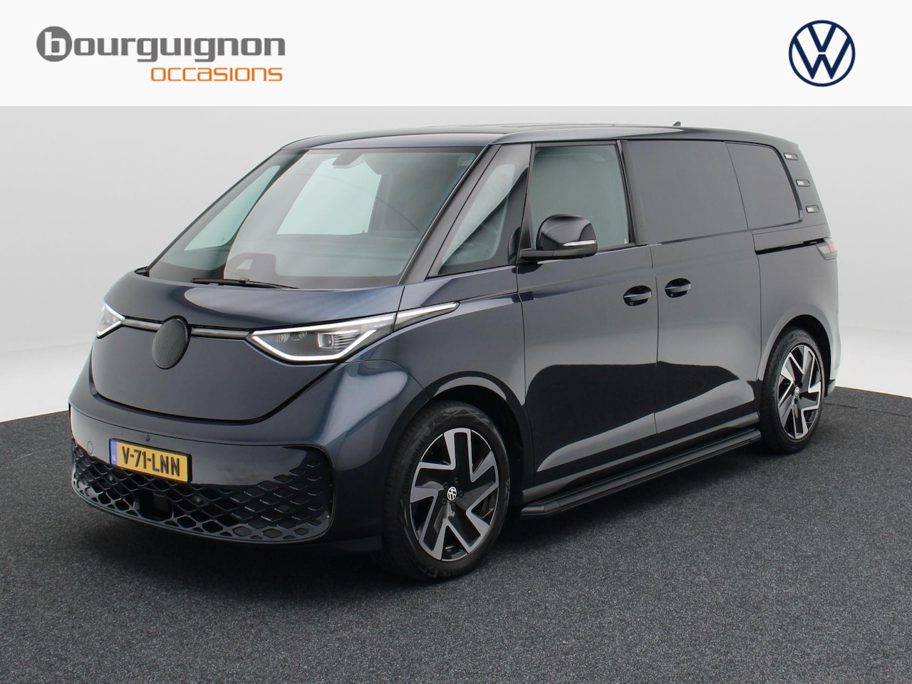 Volkswagen ID. Buzz Cargo - Bulli edition 79 kWh 340 Pk 4MOTION | Stoelverwarming | AdaptiveCruise | Trekhaak | 360 Ca - AutoWereld.nl